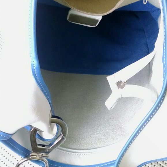 PRICE DROP ⬇️ Genuine Italian Leather Bag - Picture 4 of 6